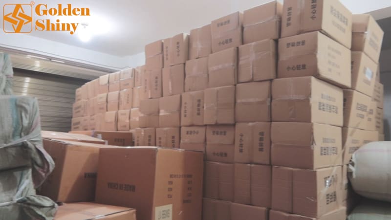 warehouse consolidation of goods from different suppliers