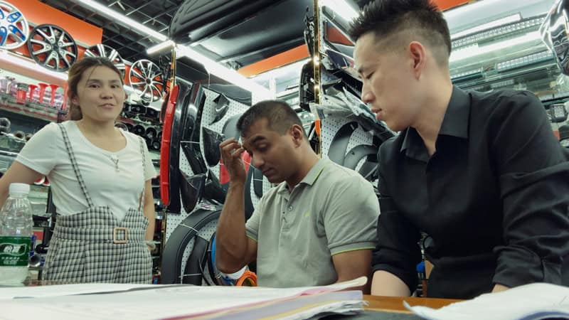 Yiwu-Agent-Help-Customers-Import-Wholesale-From-Yiwu-Commodity-City-4
