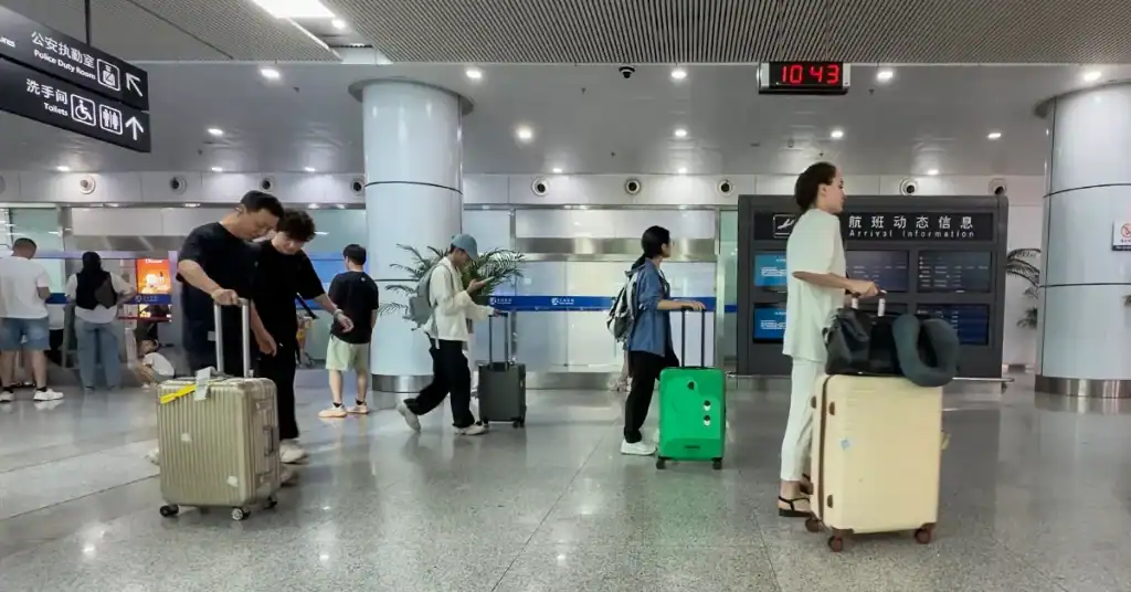 Yiwu market visit budget begins with overseas buyers arriving in Yiwu to start their sourcing trip in China