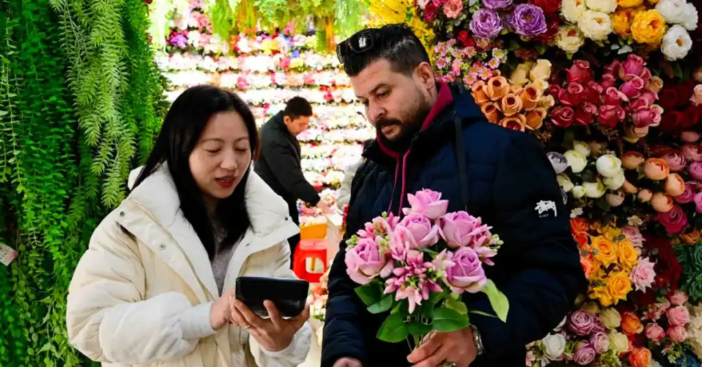 Yiwu sourcing agent providing emergency support to overseas buyer in flower market